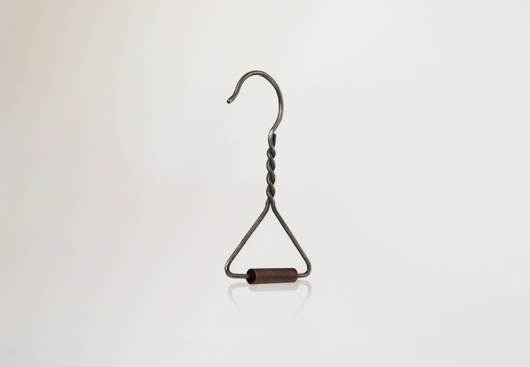 Hangers Unique and Accessories