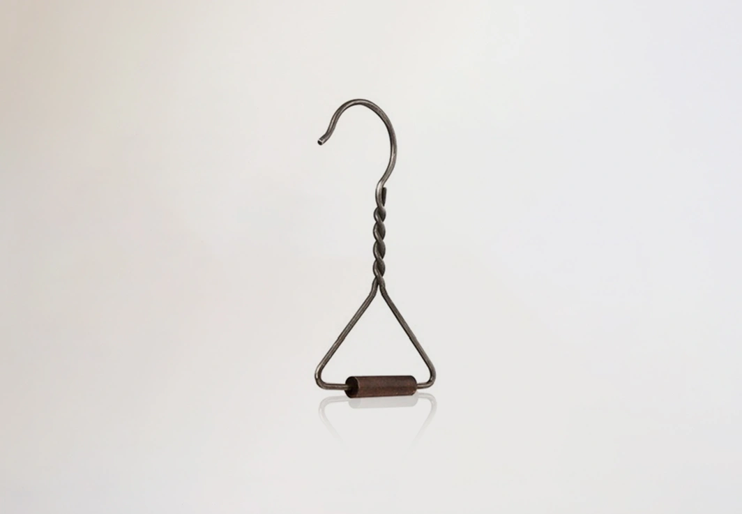 Hangers Unique and Accessories