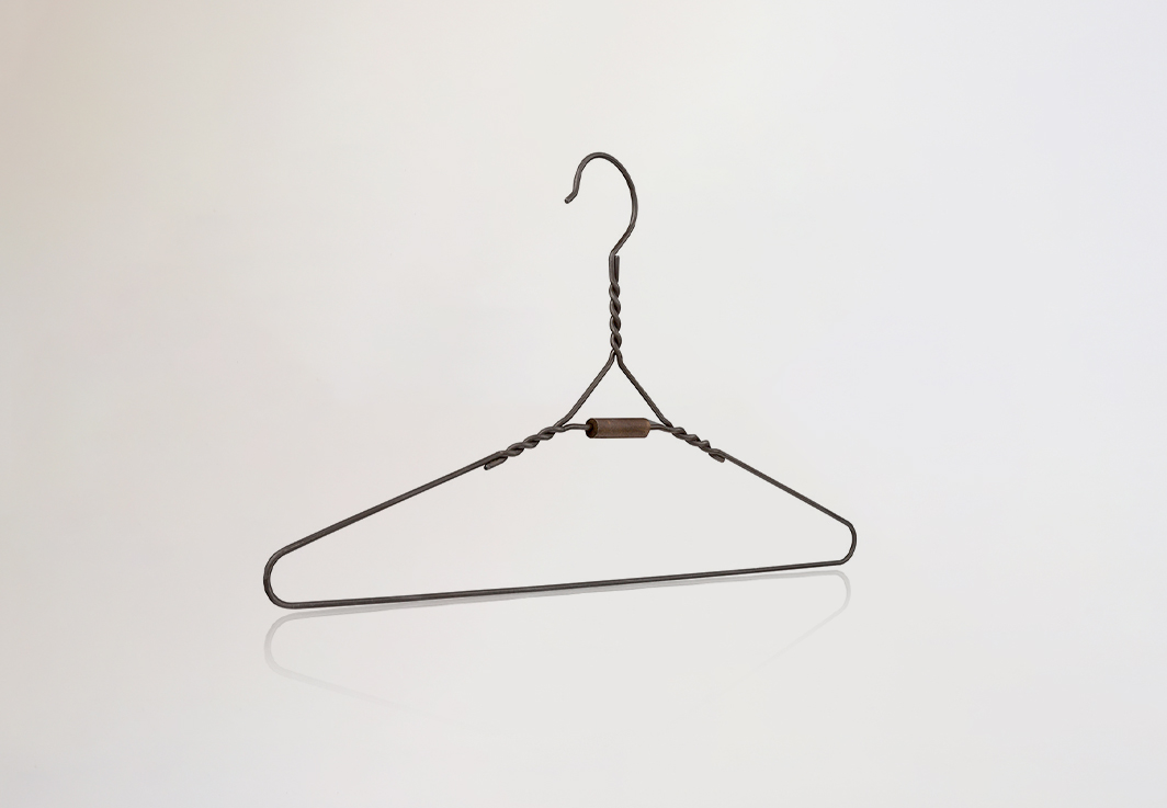Hangers Unique and Accessories