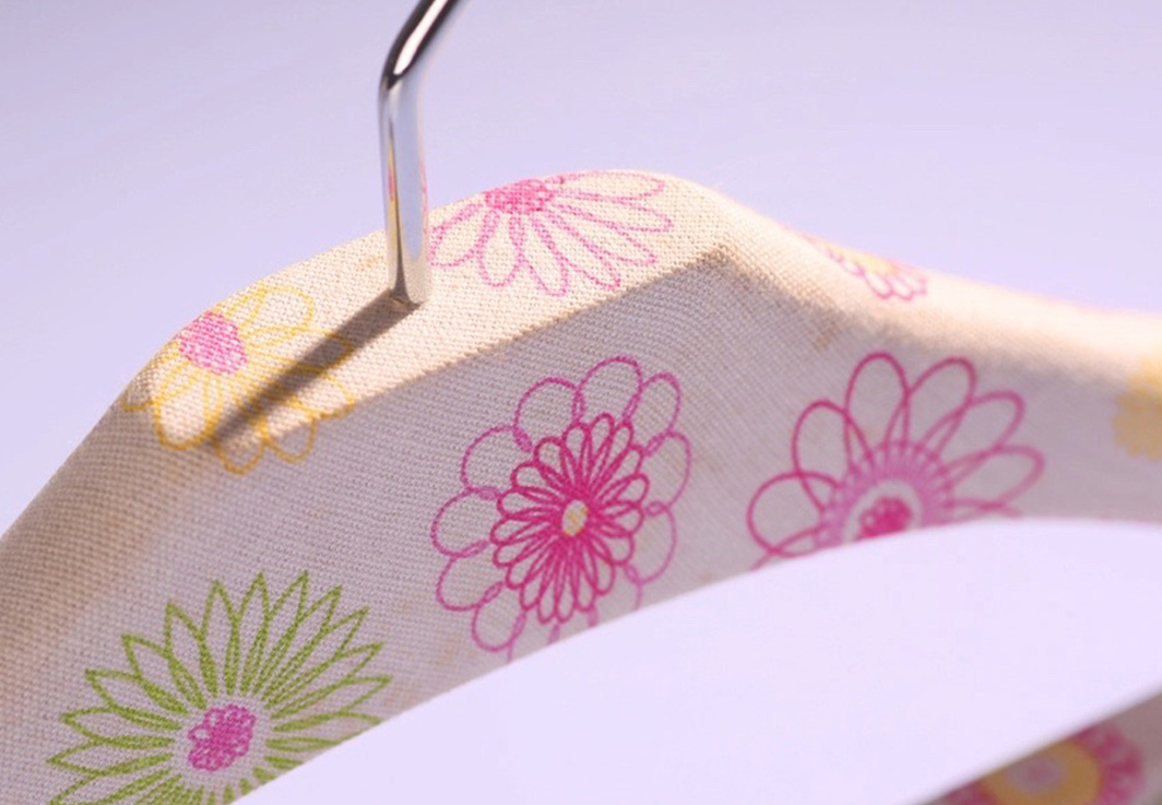 Hangers Unique and Accessories