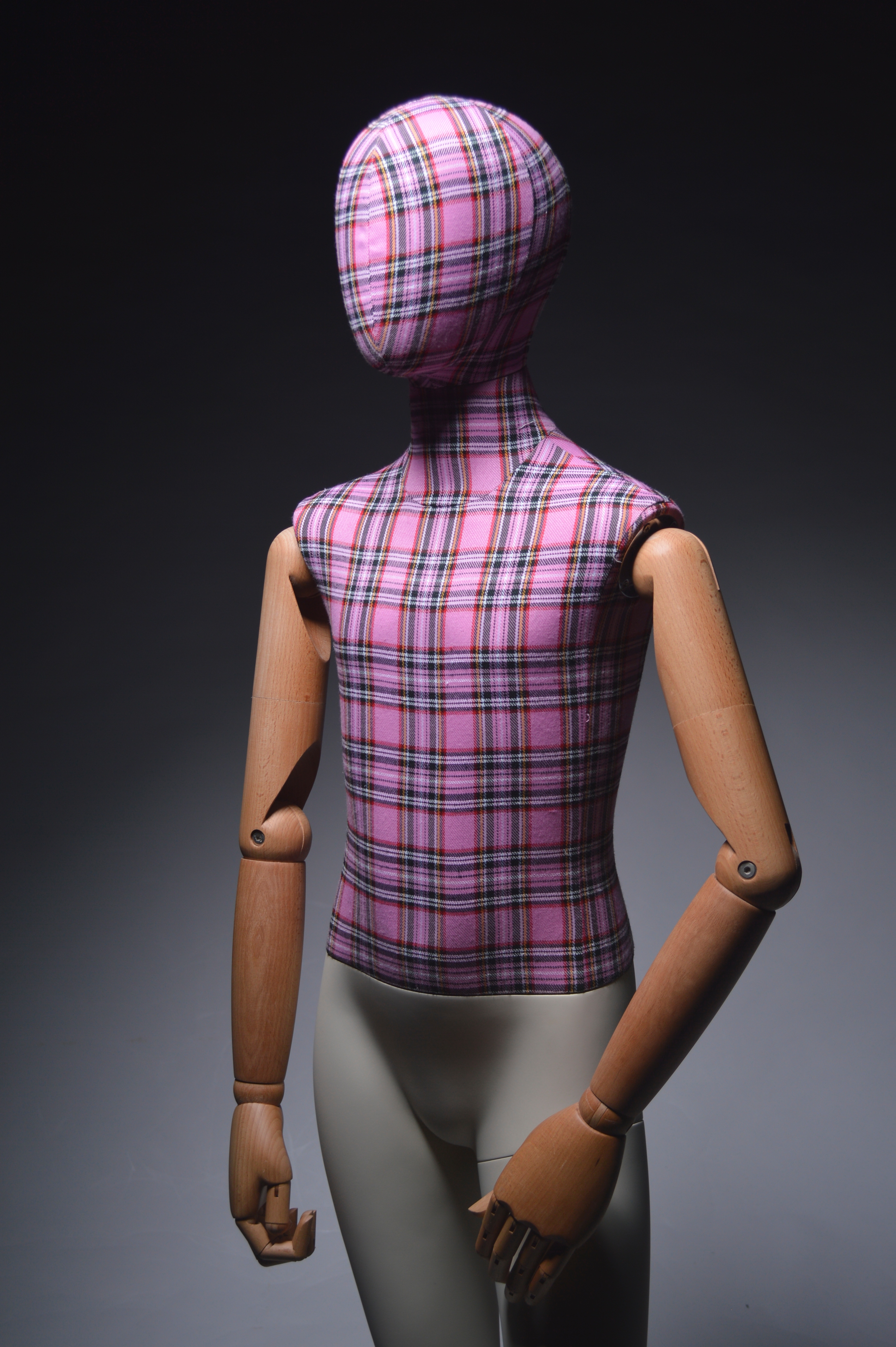 mannequins en vogue sports kids fabric with wooden arms