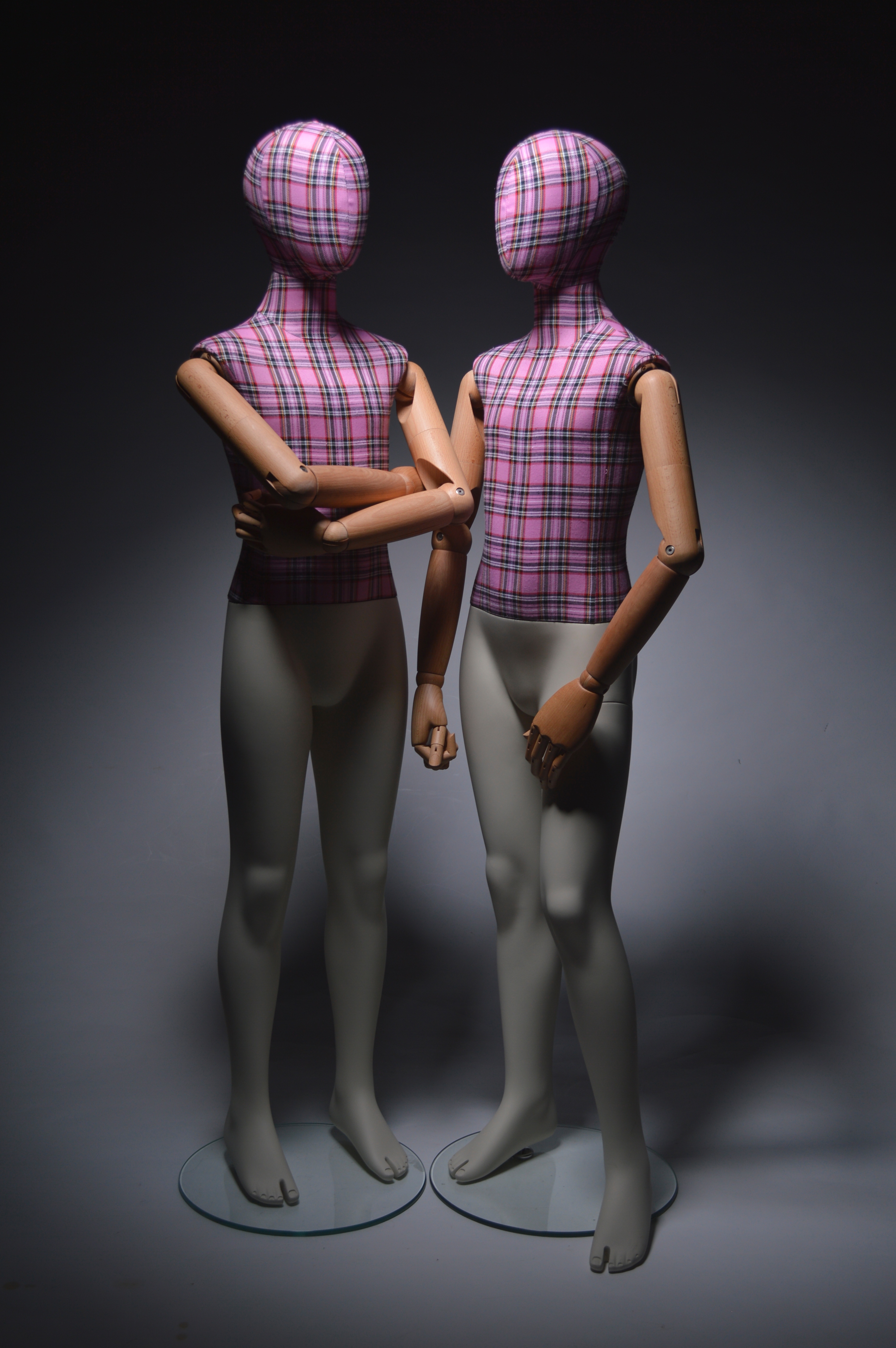 mannequins en vogue sports kids fabric with wooden arms