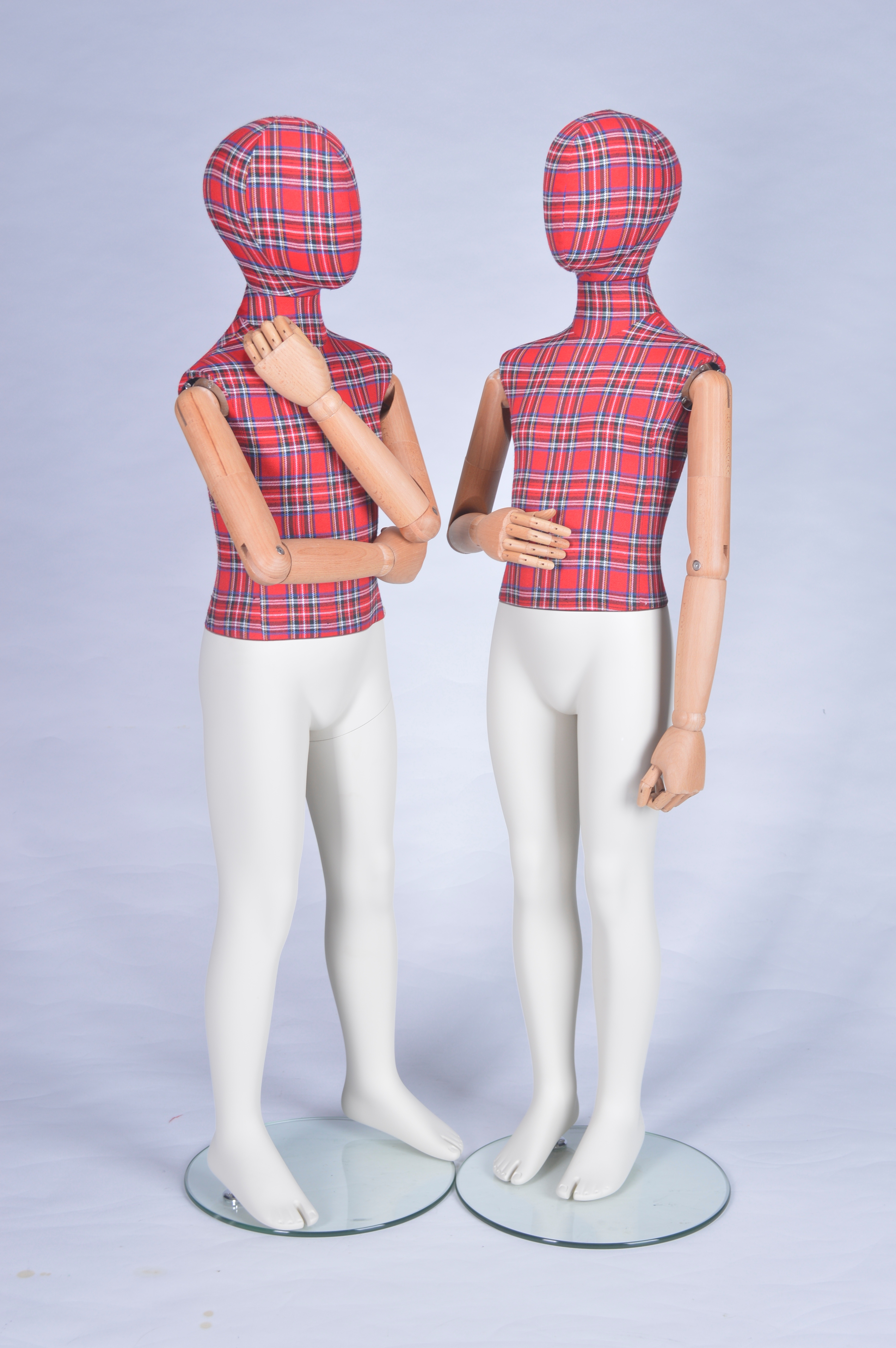 mannequins en vogue sports kids fabric with wooden arms