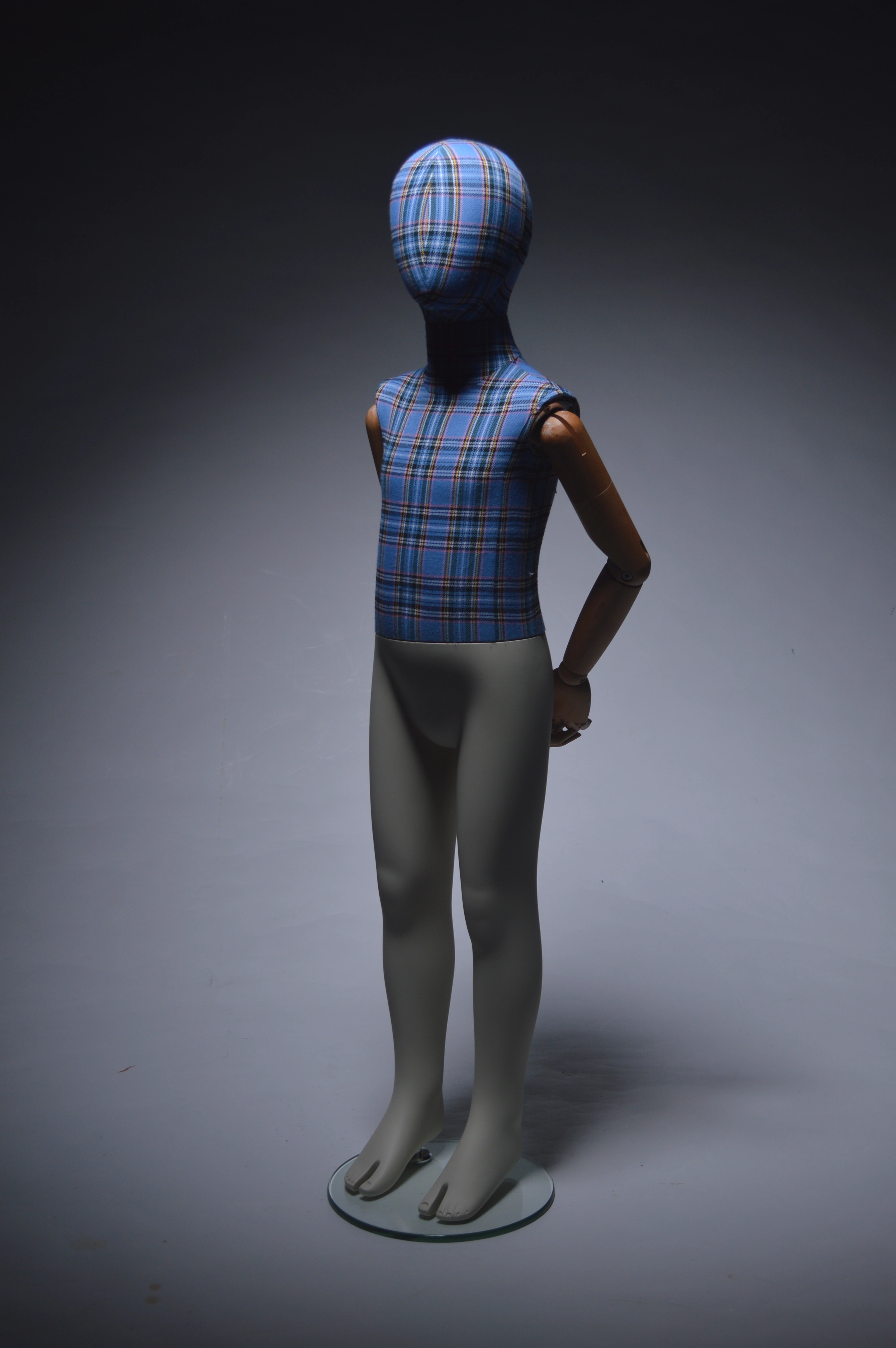 mannequins en vogue sports kids fabric with wooden arms