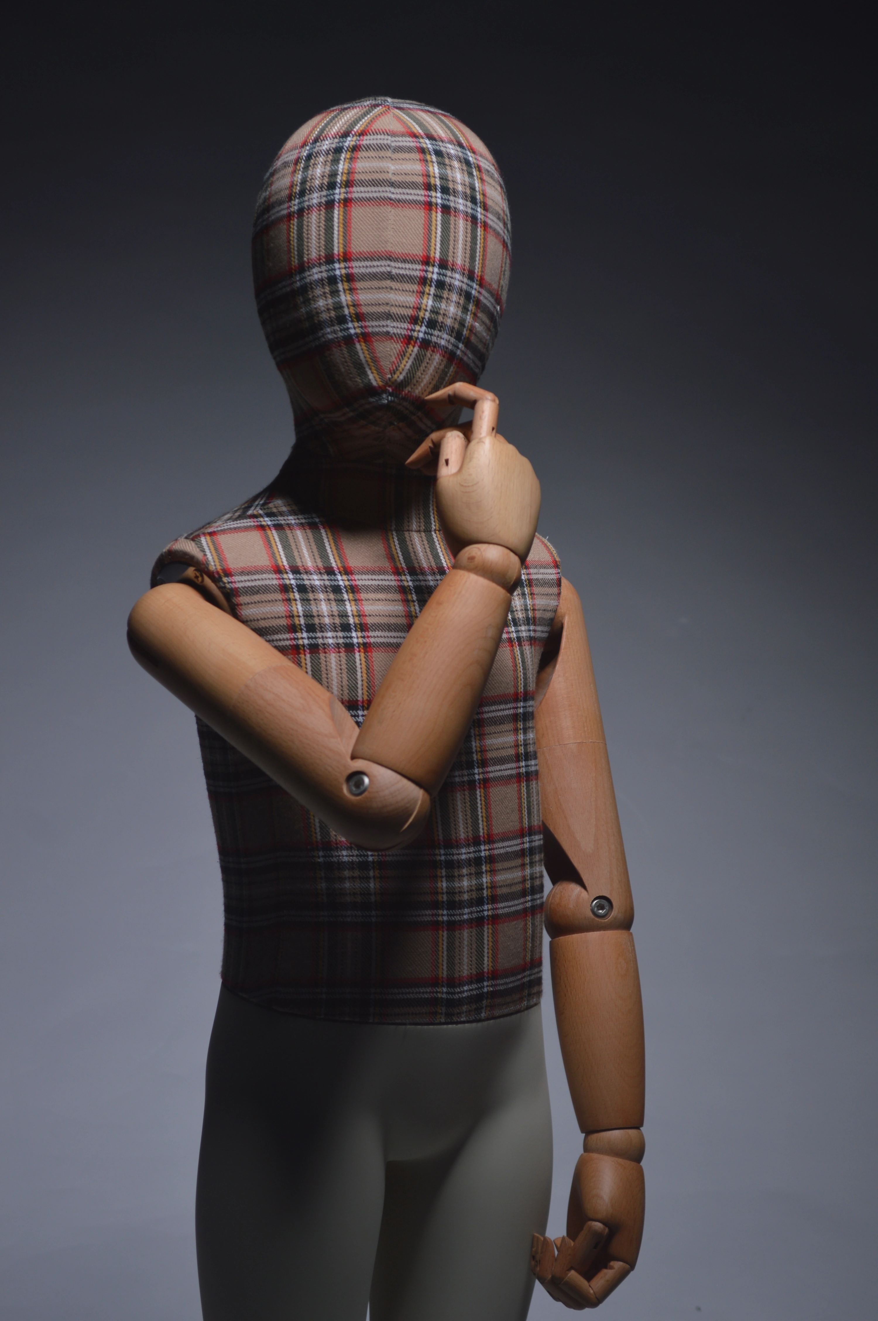 mannequins en vogue sports kids fabric with wooden arms