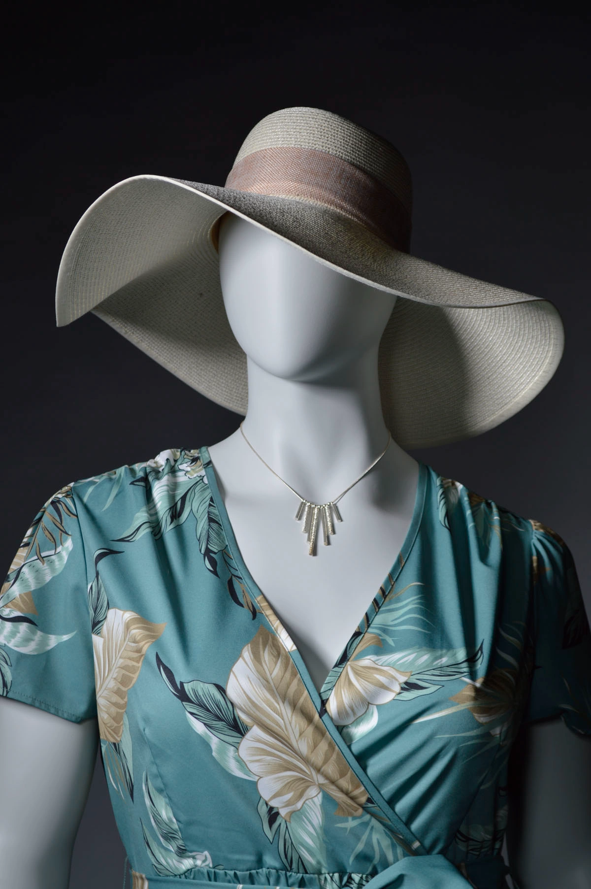 mannequins en vogue plus size fiber