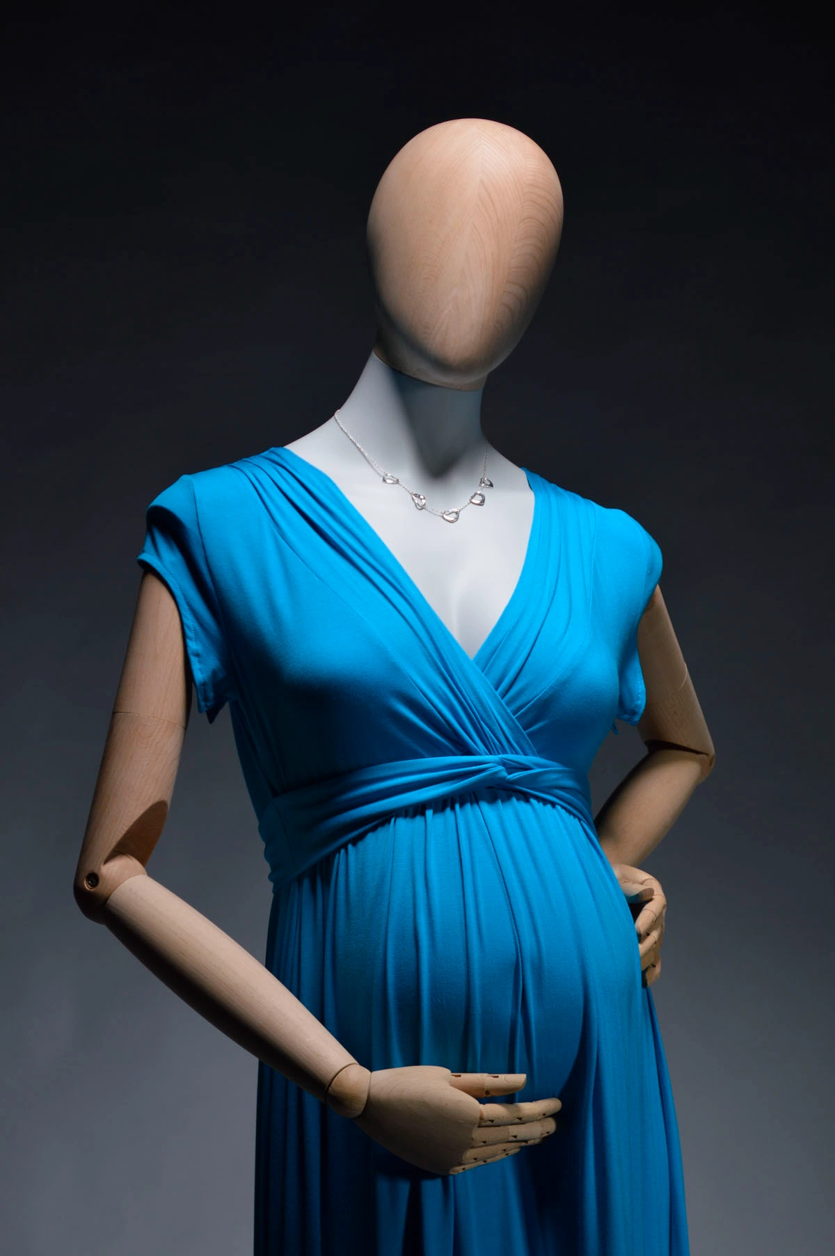 mannequins en vogue pregnant fiber