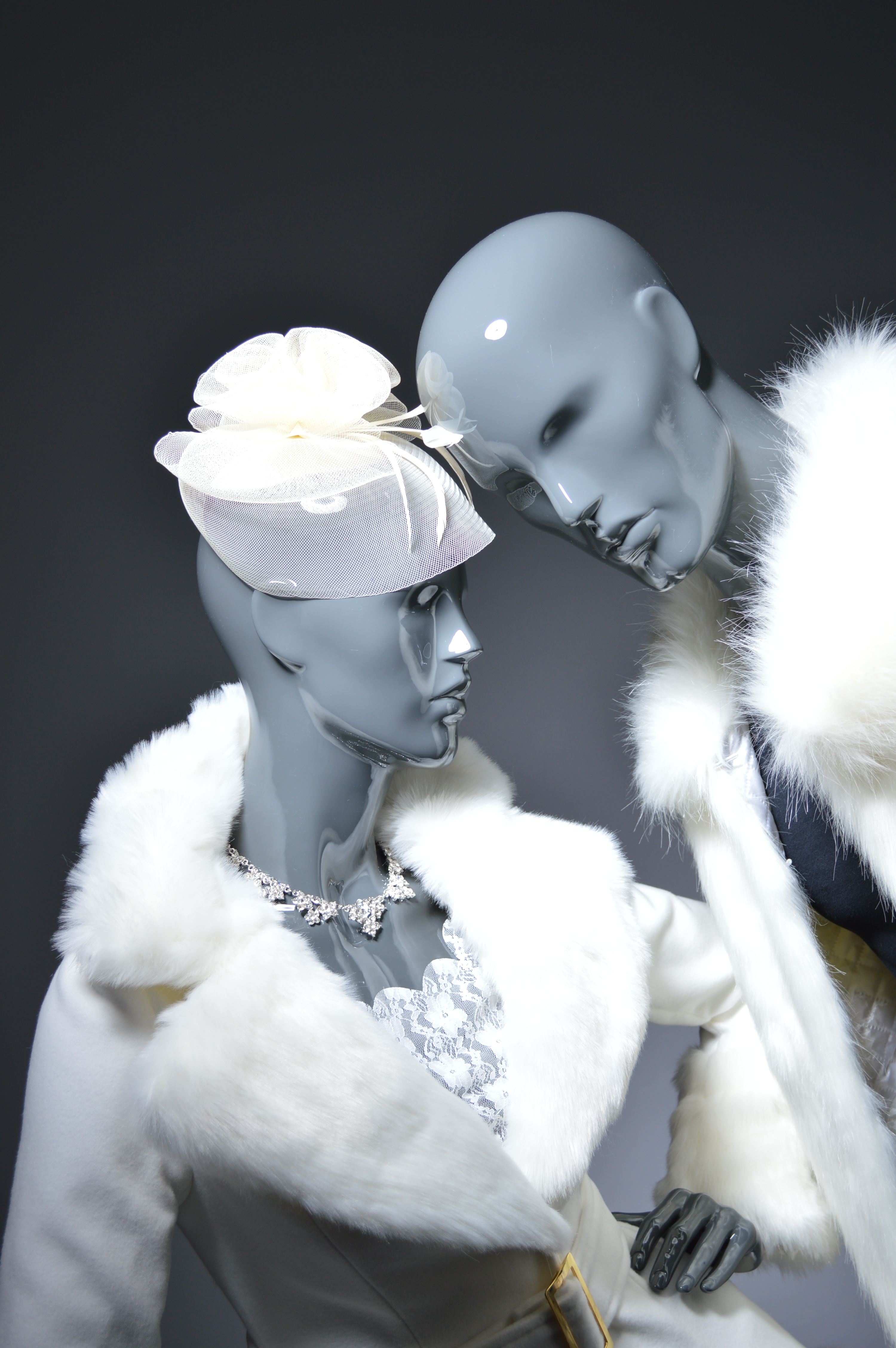 mannequins en vogue semi abstract fiber