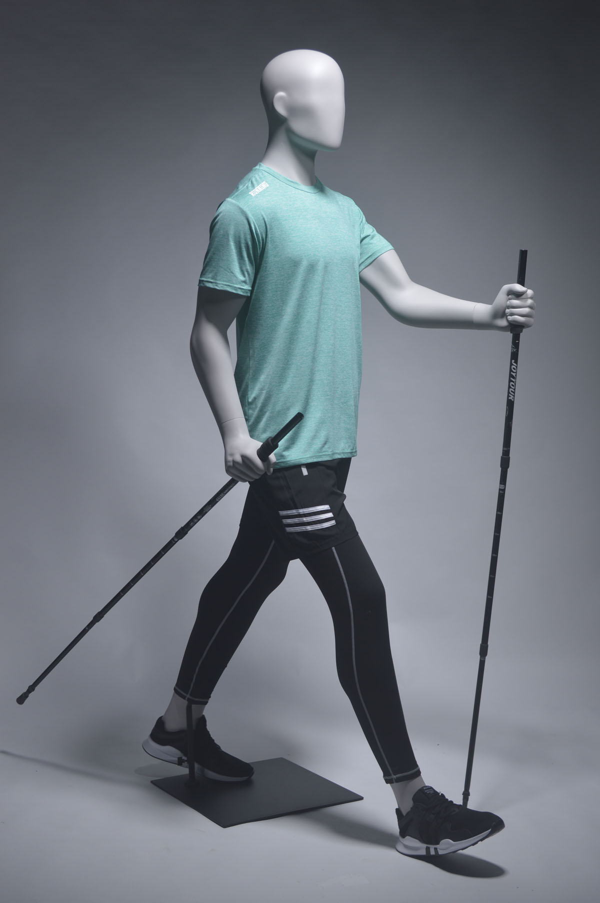 mannequins en vogue sports active fiber