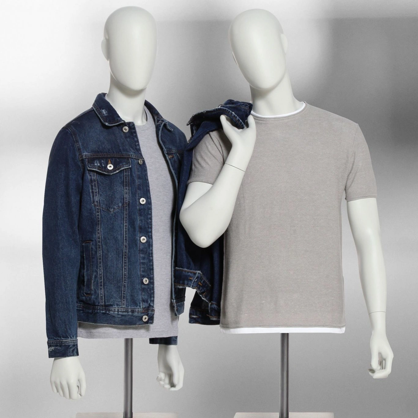 117. BUSTS BOYS BAND