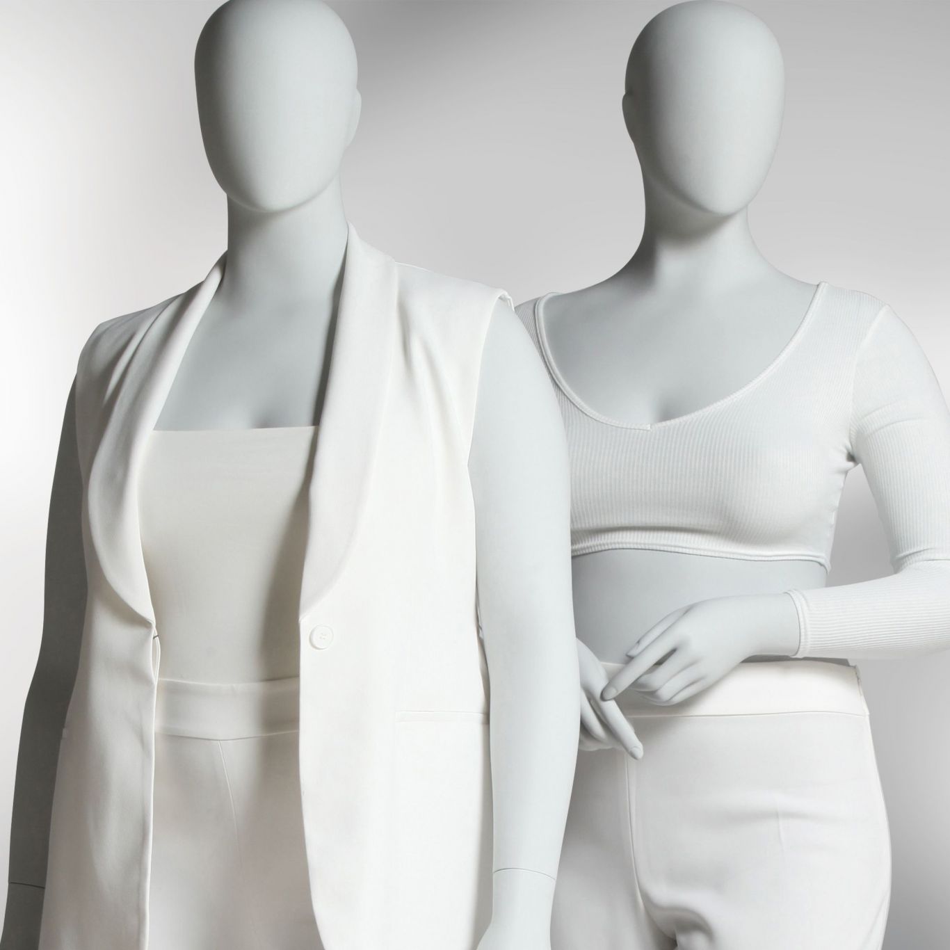 138. VOLUPTUOUS - size 18